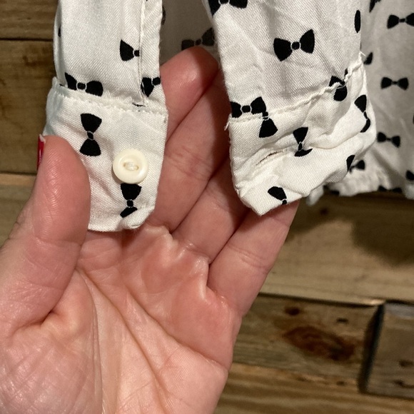 DIVIDED Dot Button Down Long Sleeve Top - Picture 4 of 7